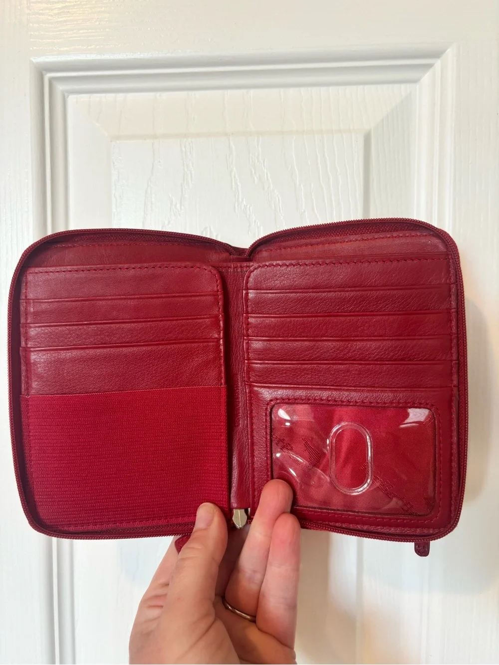 Classic Red Leather Crossbody Bag with Adjustable Strap